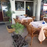 Hotel Riviera Seaside By Estia 3*