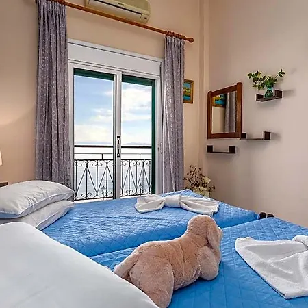 Riviera Seaside By Estia 酒店 3*