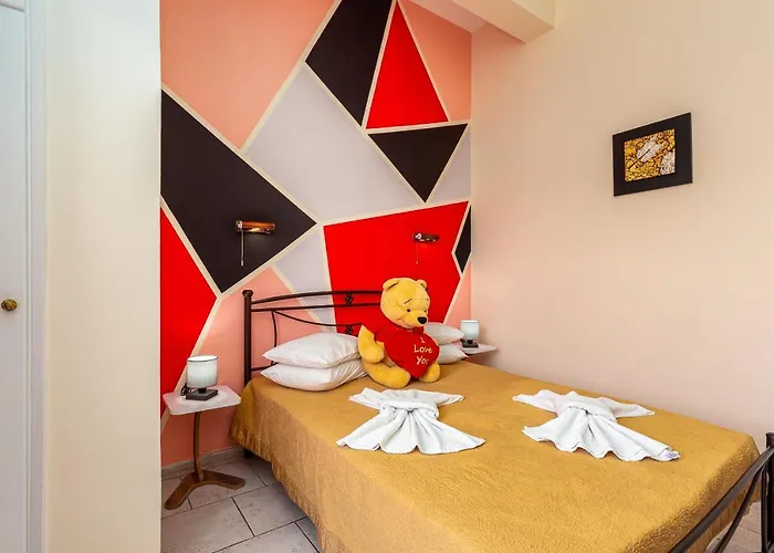 Riviera Seaside By Estia Hotel 3*