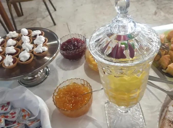 Riviera Seaside By Estia Hotel 3*