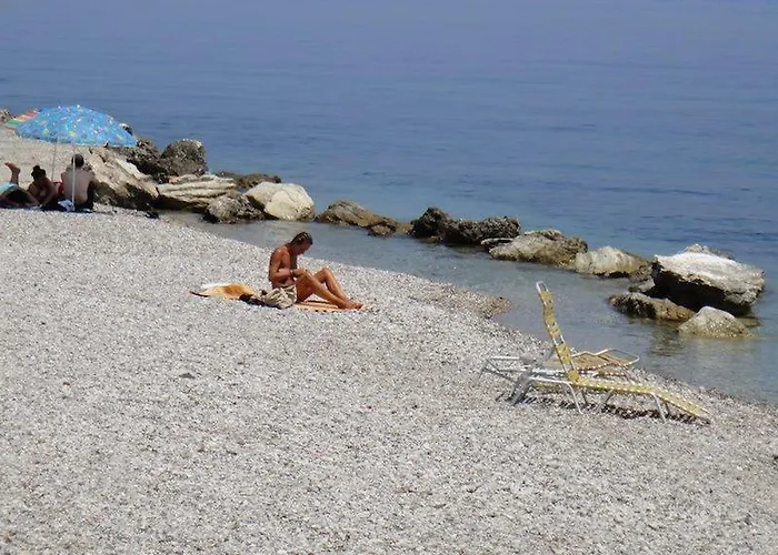 Riviera Seaside By Estia Hotel