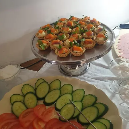 Riviera Seaside By Estia Hotel