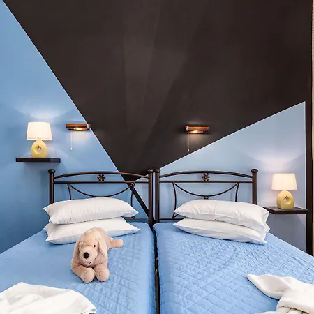 Riviera Seaside By Estia Hotell 3*