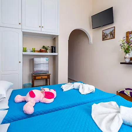 Hotel Riviera Seaside By Estia 3*