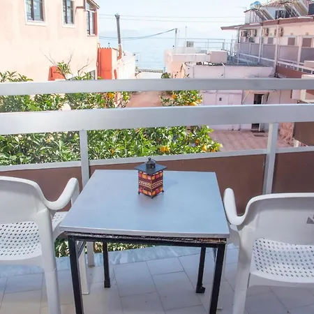 Riviera Seaside By Estia Hotel