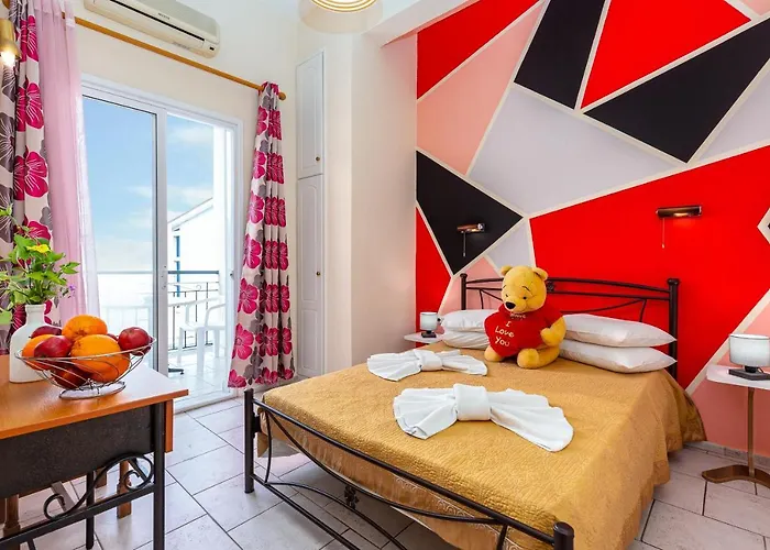 Hotell Riviera Seaside By Estia Benitses (Corfu)