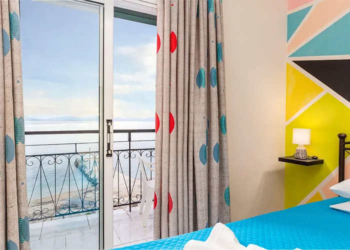 Riviera Seaside By Estia Hotell