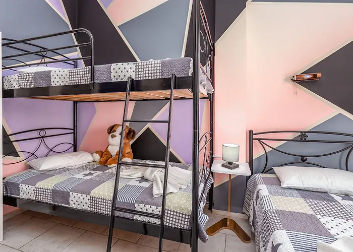Riviera Seaside By Estia Hotell 3*