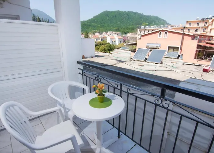 Hotell Riviera Seaside By Estia